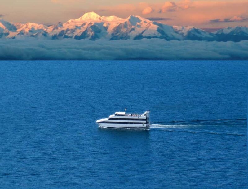 Titicaca Lake: Highlights Tour from La Paz by Bus - An Authentic Day Exploring Lake Titicaca from La Paz