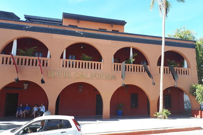 Todos Santos Tour - Exploring the Todos Santos Tour: A Genuine Look at a Mexican Treasure