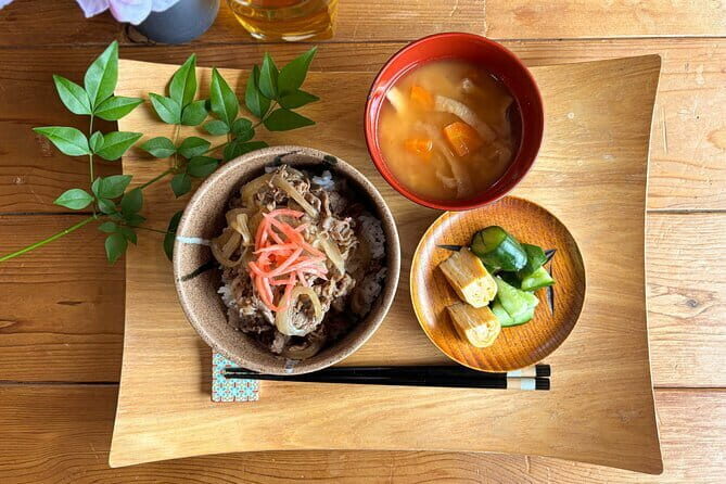 Tokyo 6hr Private Guided Tour and Gyudon Cooking Experience - Key Points