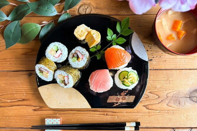 Tokyo 6hr Private Guided Tour & Temari Sushi Making Experience - Engaging Introduction