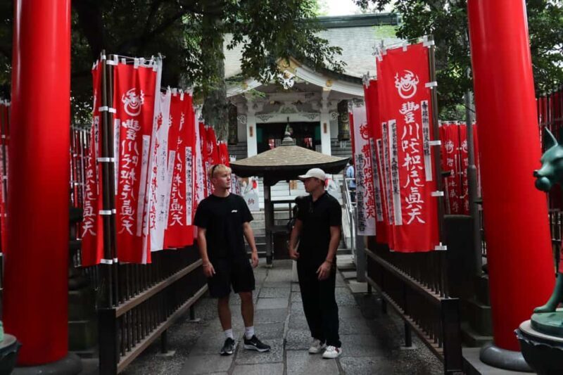 Tokyo: Akasaka Walking Tour with Temple Visit - Who Will Love This Tour?