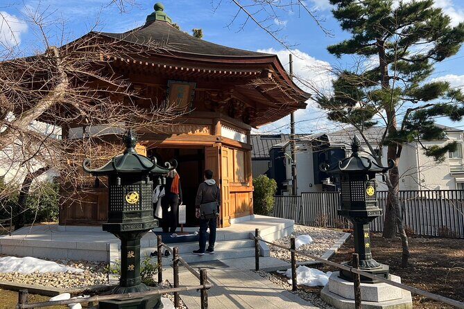 Tokyo: An Unique temple Walking Tour for cat lovers - Incense-Making: A Hands-On Cultural Practice