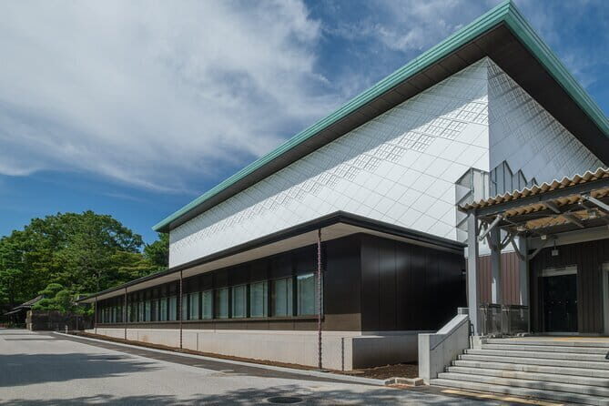 Tokyo Art Culture Tour Sannomaru Shozokan Museum & Sushi Making - An In-Depth Look at the Tokyo Art Culture Tour