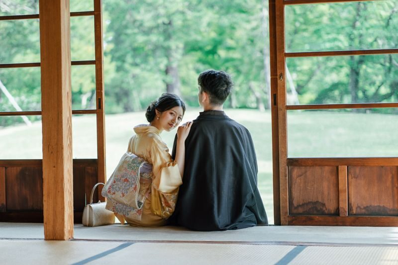 Tokyo Asakusa Kimono&Yukata Rental at Kimono Miyabi Asakusa Station - Add a photo session, or make your own