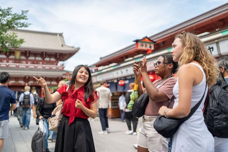 Tokyo Asakusa & Senso-ji Half-Day Cultural Walking Tour - Nakamise Street and the walk between landmarks