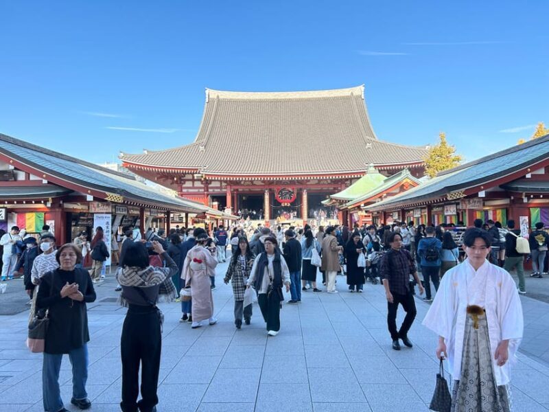 Tokyo Asakusa sightseeing and history walking tour - Differentiating Between Buddhism and Shintoism