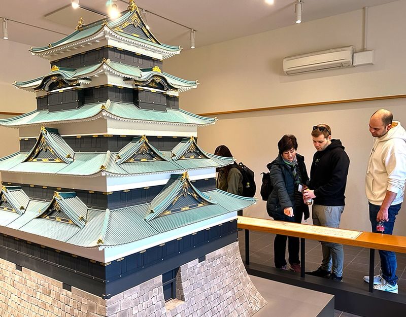 Tokyo Castle & Imperial PalaceーShogun Walking Tour - Key points before you book
