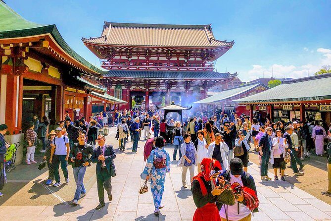 Tokyo Customizable Highlight Tour With A Licensed Private Guide - Exploring Tokyo with a Private Guide: A Deep Dive