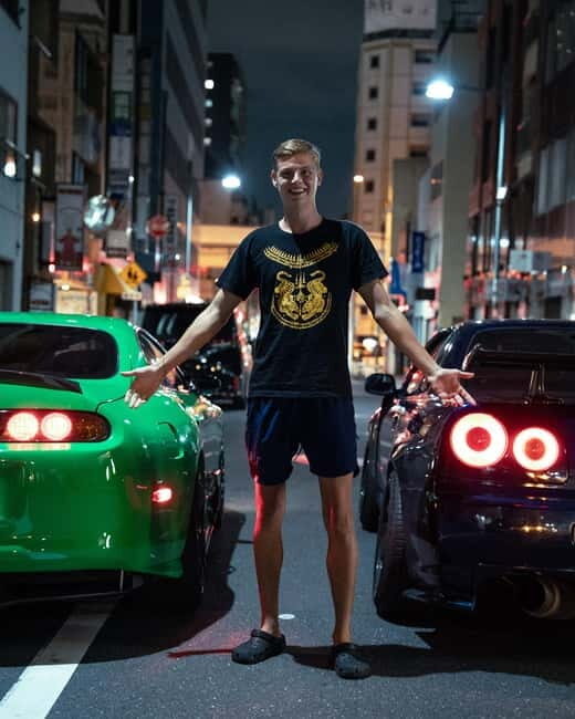 Tokyo: Daikoku JDM Carmeet with R34 Pickup and English Guide - A Deep Dive into the Tokyo Daikoku JDM Carmeet Tour