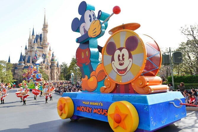 Tokyo Disneysea 1 Day Ticket with Door-to-Door Private Transfer - Who Should Book This Tour?