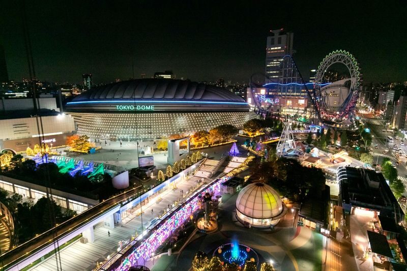 Tokyo Dome City Attractions Ticket - Choosing between a five-ride ticket and a passport
