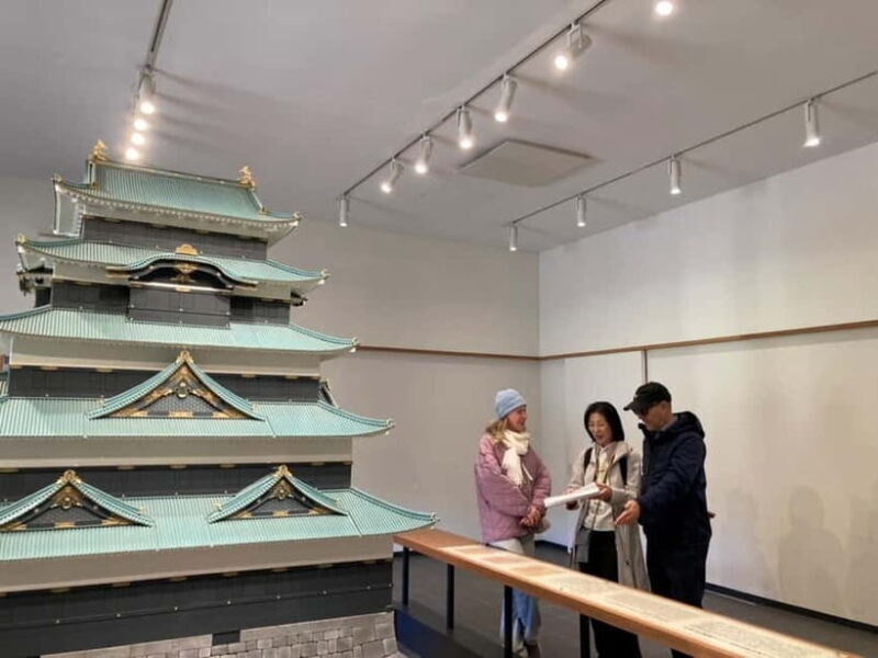 Tokyo: East Garden of the Imperial Palace with History Guide - A Closer Look at the East Garden of the Imperial Palace Tour