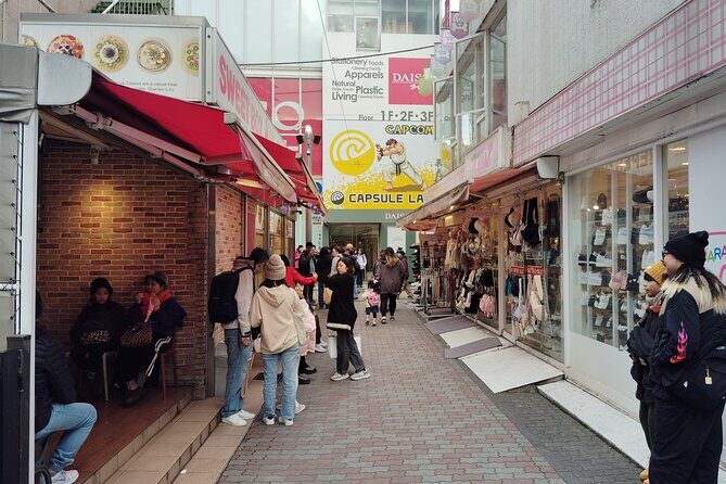 Tokyo Experience kawaii in Harajuku City Walking Tour 1 Hour - Who Should Consider This Tour?