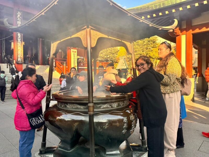 Tokyo Full Day Private Friendly All inclusive Tour with Host - Food & Refreshments: A Highlight