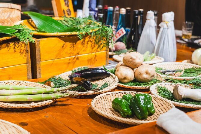 Tokyo Ginza Authentic Food Tour (Izakaya Hopping by local guide) - Wagyu and Modern Japanese Flavors