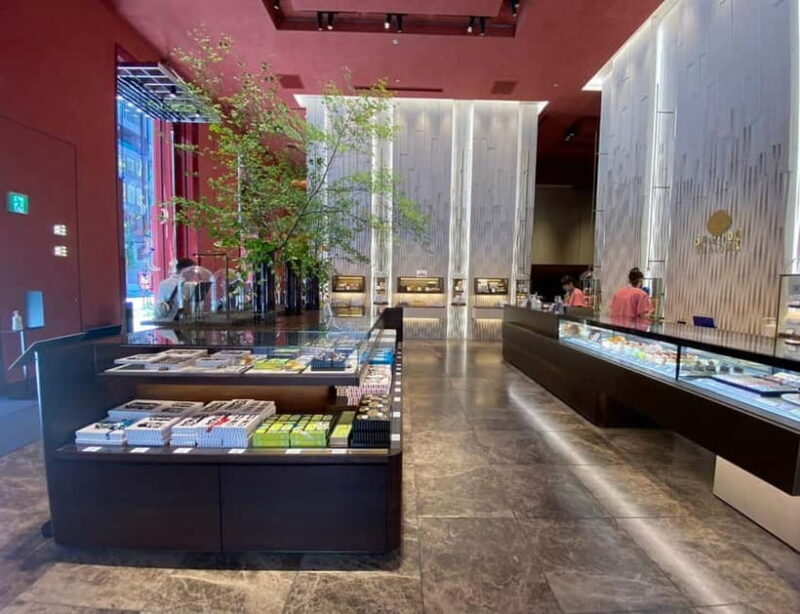 Tokyo: Ginza Second-Hand Luxury Shop & Shiseido Museum Tour - Who Will Enjoy This Tour?