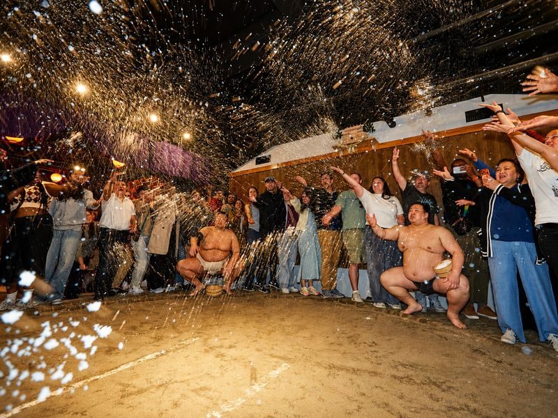 Tokyo Ginza Sumo Experience: Performance vs Pure Practice - Who will get the most from it