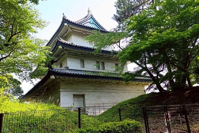 Tokyo: Imperial Palace and Shogun Historical Walking Tour - FAQs