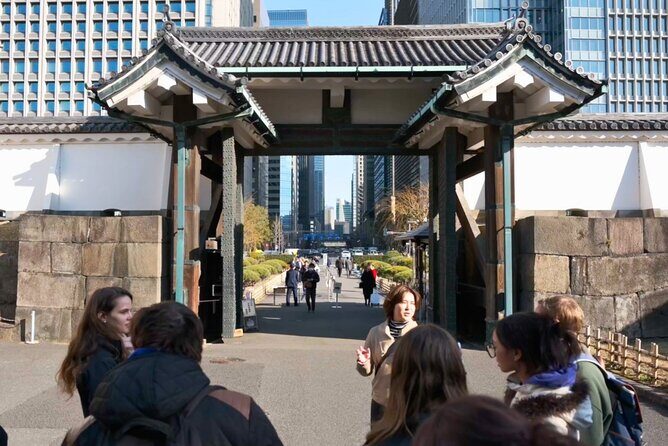 Tokyo: Imperial Palace Shogun Historical Walking Tour - FAQs