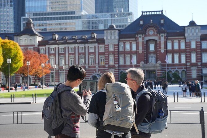 Tokyo Imperial Palace with Kagurazaka Alley Tour - Discovering Tokyo’s Heart: The Itinerary in Detail