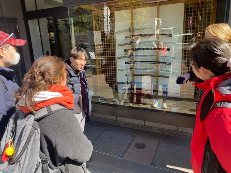 Tokyo: Imperial Palace with Nostalgic Alley Kagurazaka tour - The Authentic Experience: Why It Matters