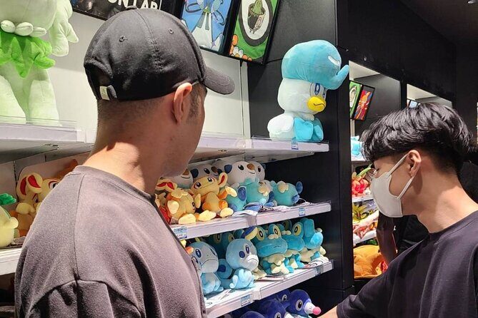 Tokyo: Japanese anime stores with ramen lunch in Shibuya - Tokyo: Japanese anime stores with ramen lunch in Shibuya