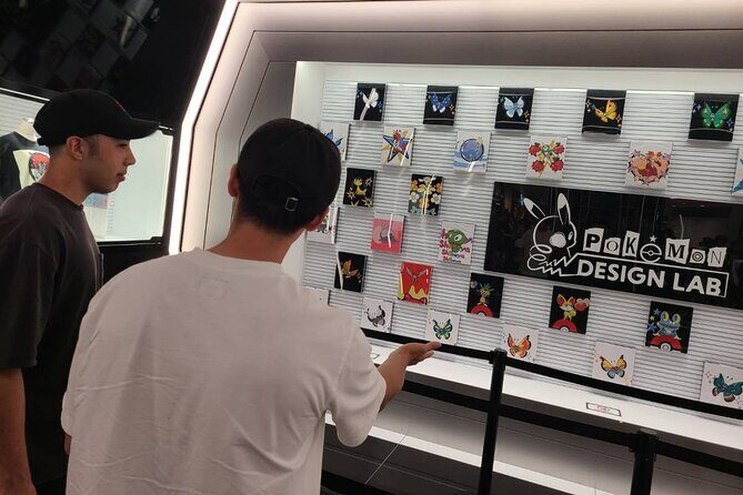 Tokyo: Japanese anime stores with ramen lunch in Shibuya - Exploring the Anime Store Tour in Shibuya