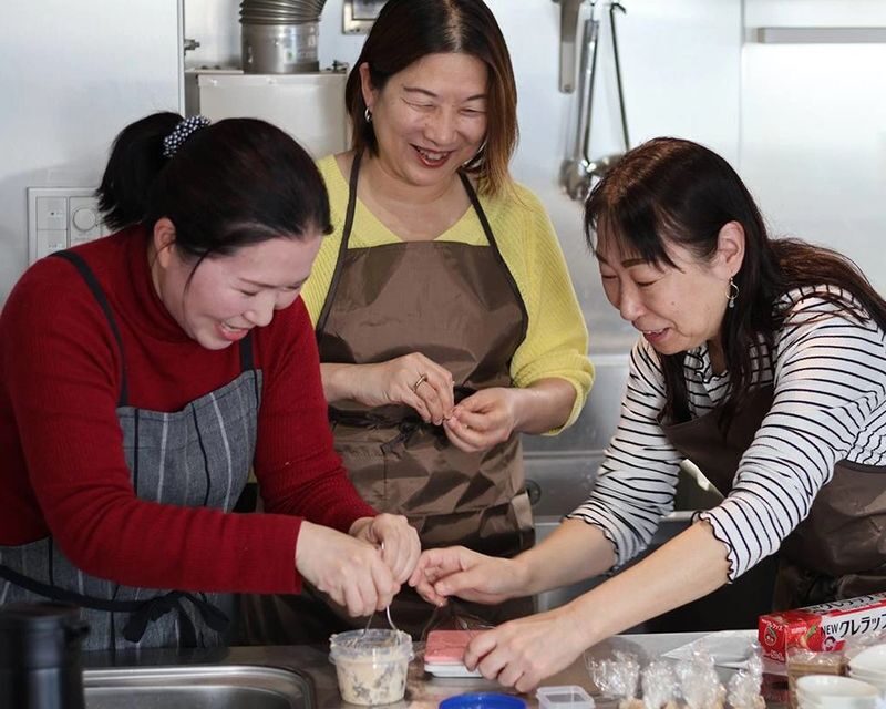 Tokyo Japanese Fermented Dessert Class: Sweet & Healthy Treats - Making sweets with amazake and sakekasu