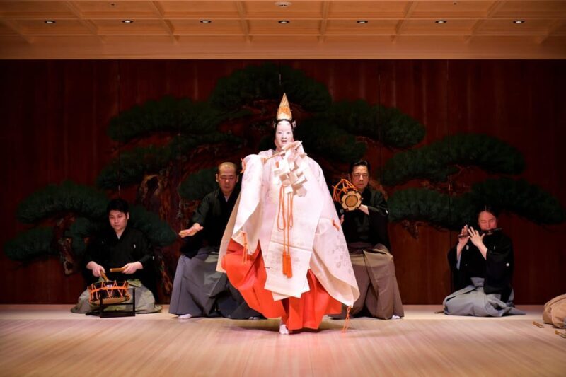 Tokyo: Japanese Traditional Performing Arts Show with Dinner - Key Points