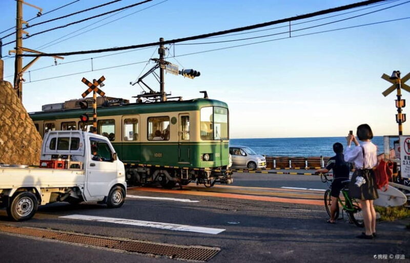 Tokyo: Kamakura & Enoshima Island /w Pick Up & Train Ride - Key Points