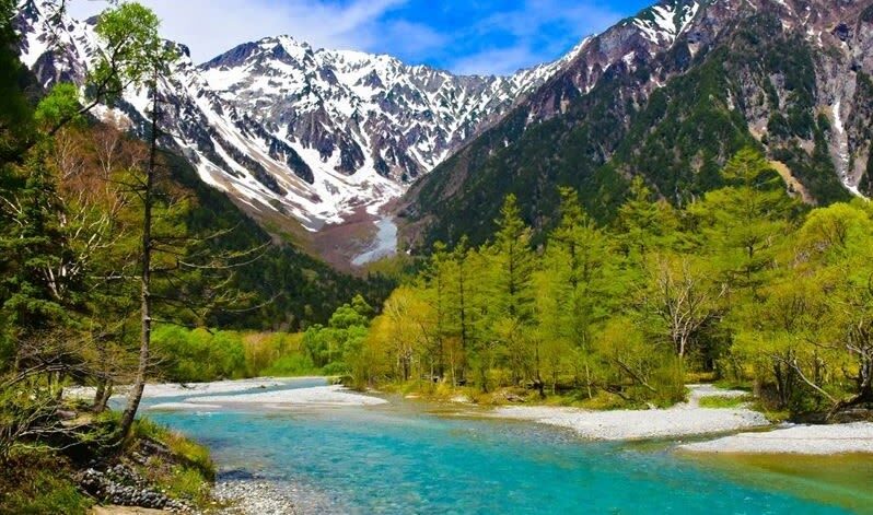 Tokyo Kamikochi & Lake Suwa Full-Day Tour with Bus - Lucy’s guidance and the bus ride