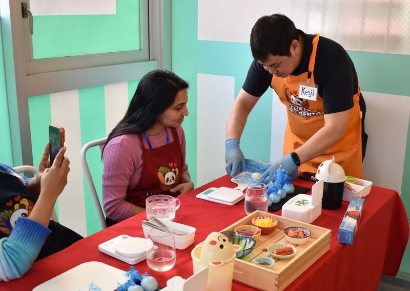 Tokyo: Kawaii Character Sushi Making Workshop - Dietary needs, children, and practical planning