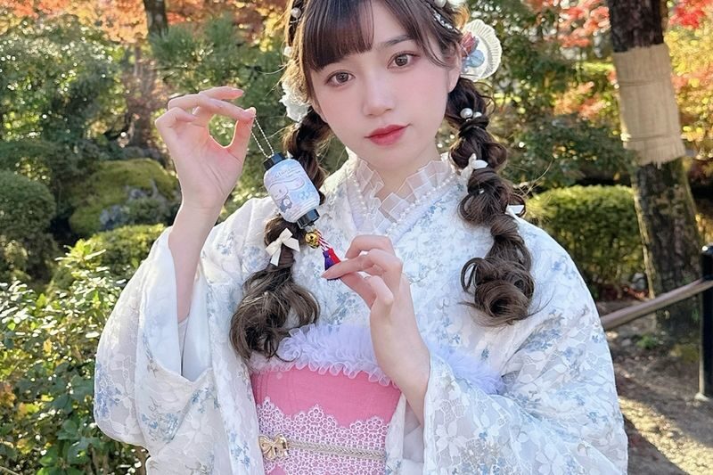 Tokyo Kimono, Furisode, and Yukata Rental Experience | Exquisite Hairstyling & Japanese Makeup & Photo Shoot (Ookini Asakusa Kaminarimon) - What the starting price covers