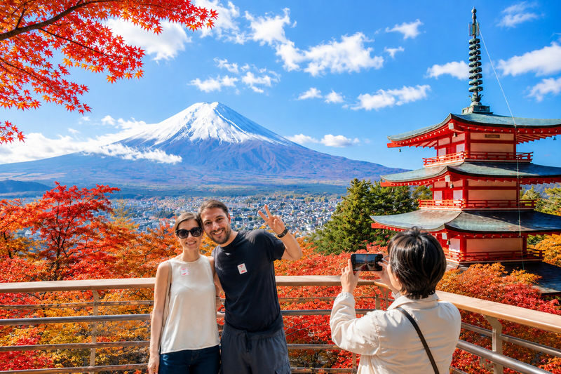 Tokyo: Mt. Fuji, Arakurayama Sengen Park, Oishi Park, Oshino Hakkai - A full day from Tokyo, with Fuji as the prize