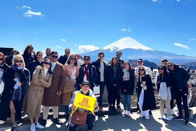 Tokyo Mt Fuji Kawaguchi and Yamanaka Onsen Tour with Pick up - Exploring the Itinerary: What to Expect at Each Stop