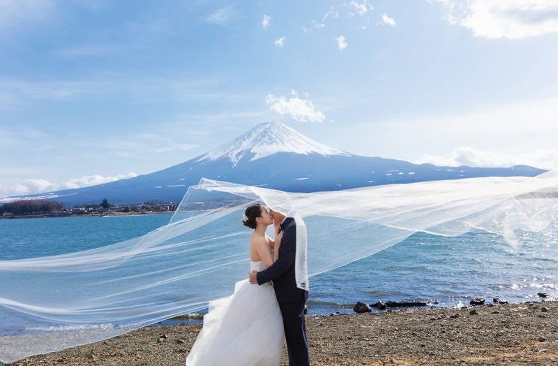 Tokyo & Mt. Fuji Wedding Dress Kimono One-Day Pre-Wedding Photoshoot Experience (All-Inclusive Package) - Who will get the most from this experience