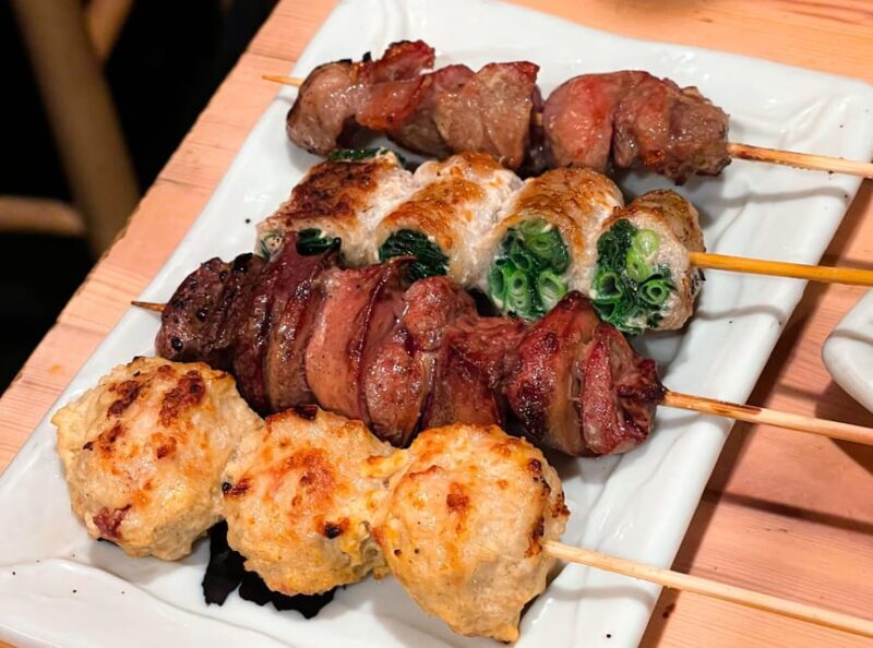 Tokyo: Night tour of bars and izakayas in Shinjuku - English / Spanish - Key Points