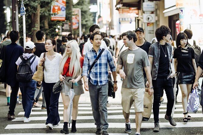 Tokyo Private Off-Beat Tour Hidden Oddities & Icons with a Local - Deep Dive into the Itinerary