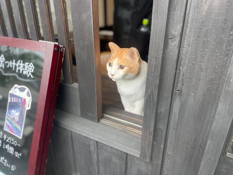 Tokyo: Private tour of Beckoning Cat Painting at Yanaka - Exploring Yanaka: Tokyo’s Hidden Gem