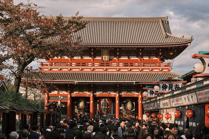 Tokyo: Private Walking Tour with a Local Guide - Experience Tokyo Through a Private Walking Tour with a Local Guide