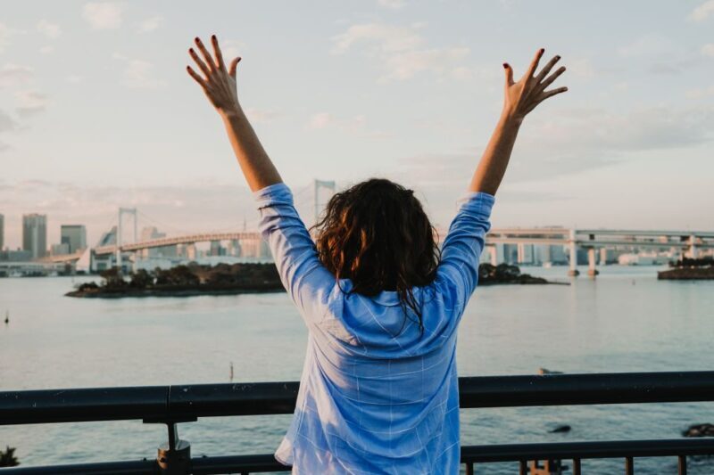 Tokyo: Professional Photoshoot at Odaiba Beach - Tokyo: Professional Photoshoot at Odaiba Beach