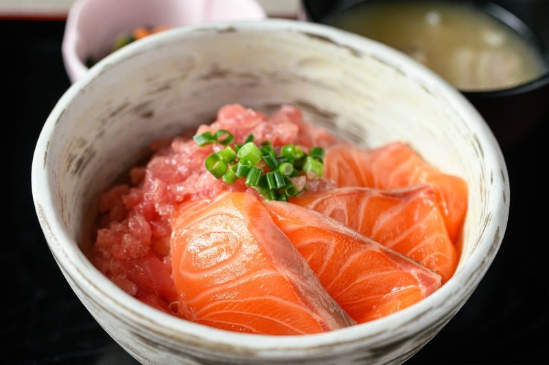 Tokyo Seafood Buffet Restaurant-Iroha & Tuna Filleting Show optional - Fresh seafood, with a menu that can divide opinion
