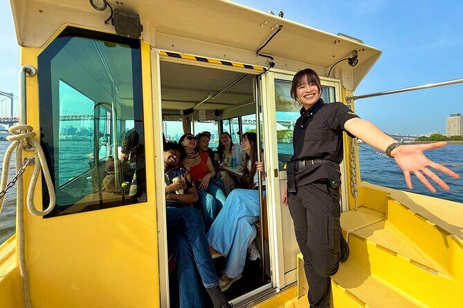 Tokyo: Seagull Feeding or Sunset Bay Cruise with Local Guide - Discover Tokyo from the Water: An In-Depth Look