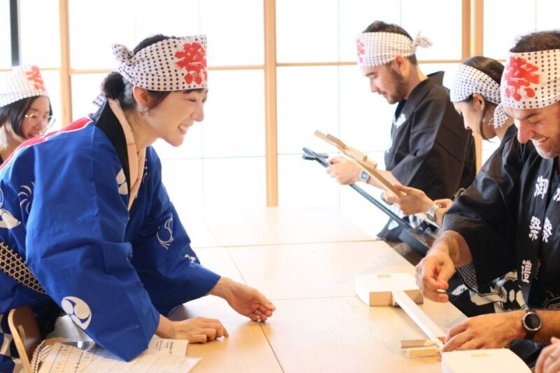 TOKYO SHAMILet's make a mini shamisen and play it! - Experience Japanese Culture with a Handmade Shamisen in Tokyo