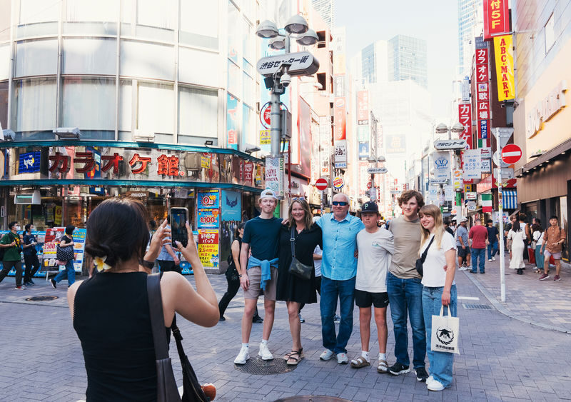 Tokyo: Shibuya Highlights Walking Tour & Secret View Spot - Why a local guide changes the experience