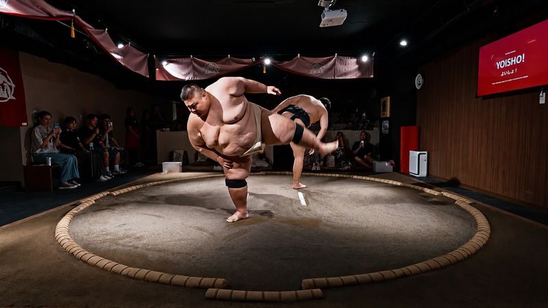 Tokyo: Shibuya Sumo Show with Drink and Photo - Sumo explained through action, not just talk