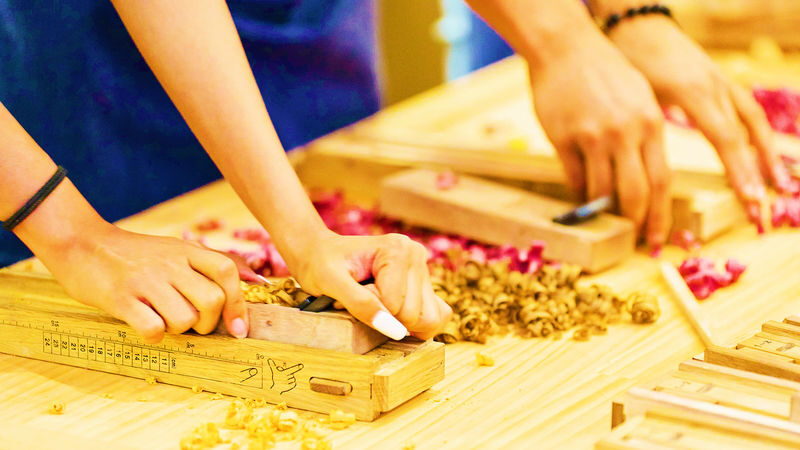 Tokyo Shibuya: Traditional Chopstick Making Experience - What to know before you book