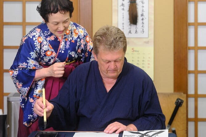 Tokyo Shinagawa Experience Calligraphy Wearing a Kimono or Samue - An Authentic Dive into Japanese Calligraphy in Tokyo