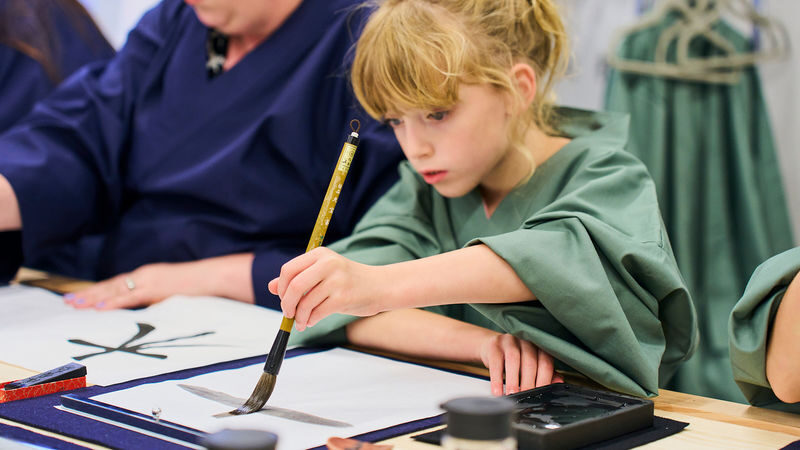 Tokyo: Shinjuku Calligraphy Workshop & Scroll - Is the Starting Price Good Value?