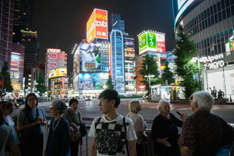 Tokyo: Shinjuku District Guided Walking Tour at Night - The Value of the Experience